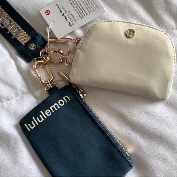 77&78 🆕💙 Lululemon Dual Pouch Wristlet Wordmark - Warp Teal Bone Gold - Picture 4 of 7